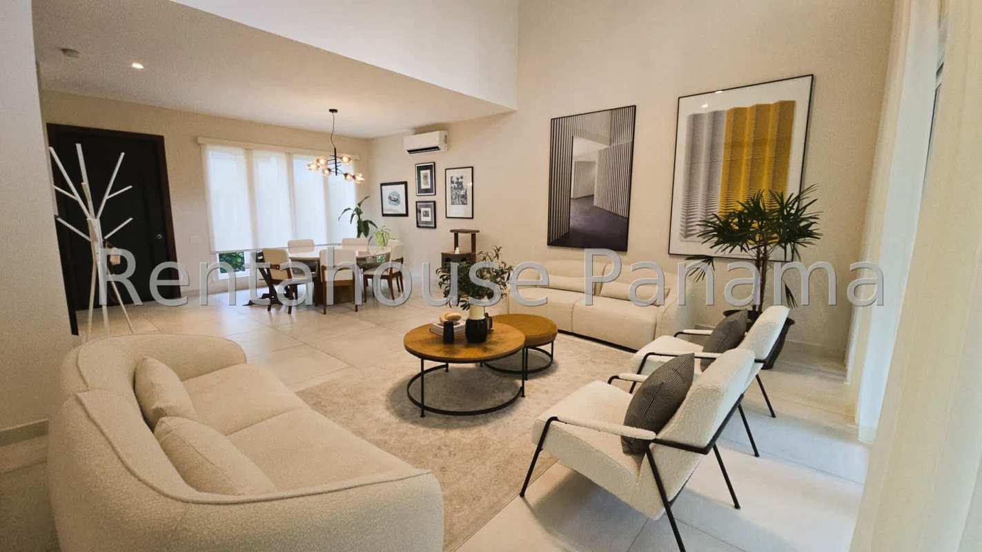 Contemporary kitchen with granite counters and built-in appliances The Woods Santa María Panama