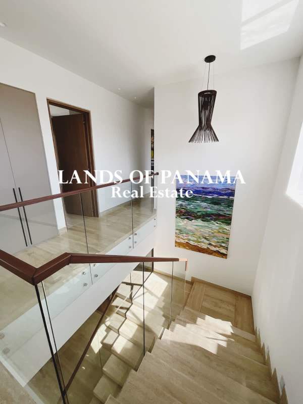 Modern bathroom marble finishes luxury home Santa María Panama