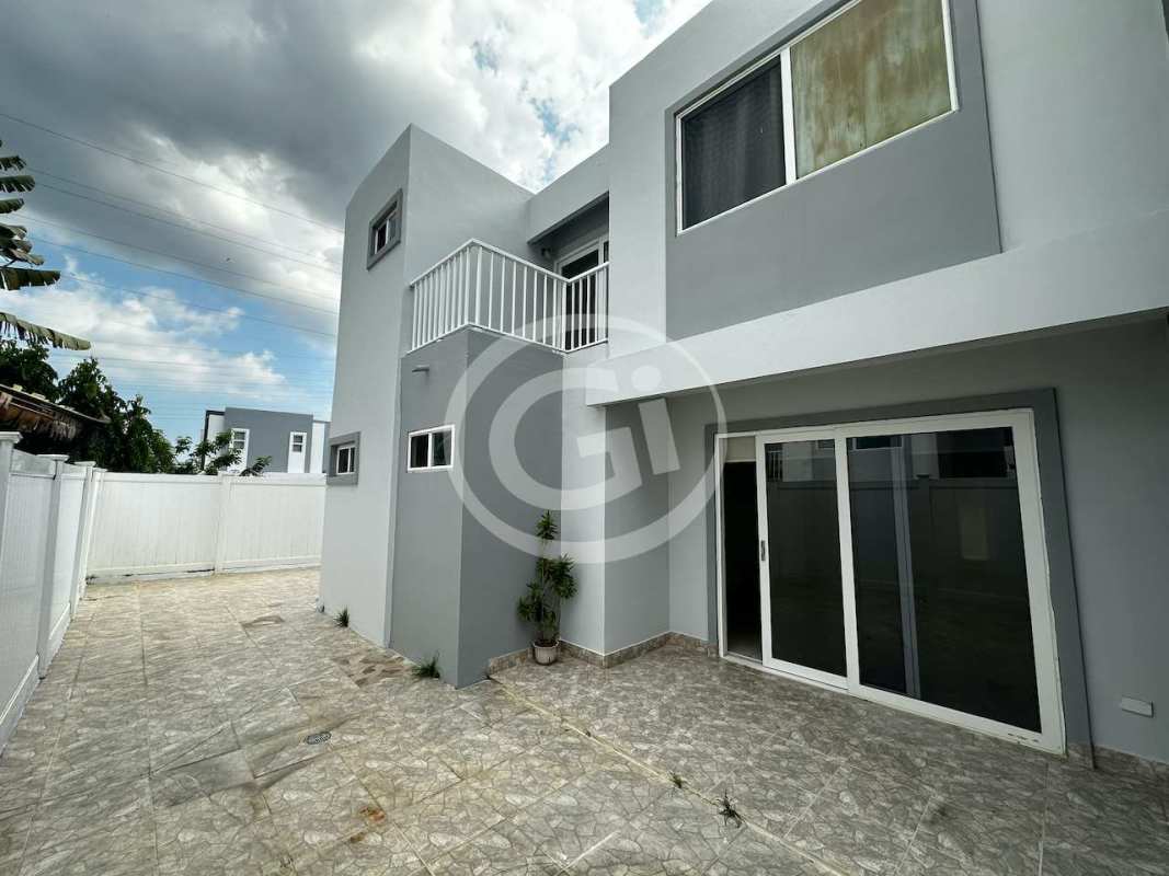 Stylish facade two-level corner house balcony terrace PH Augusta Brisas del Golf Panama City