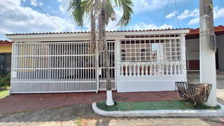 House for Sale in Rufina Alfaro - 3 bedrooms