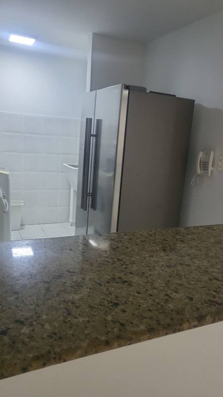 Bedroom with built-in closet, split AC, and natural light in PH Albrook Park Clayton Panama