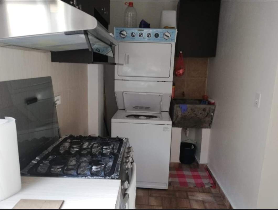 Furnished Studio in Casa 725 Clayton Near City of Knowledge