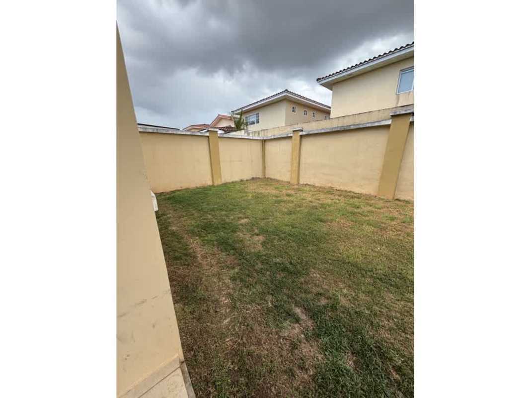 Master bedroom view with neutral decor and ensuite in PH Villa Tiloli Brisas del Golf