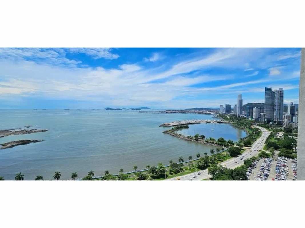 Aerial view tower on Avenida Balboa facing Pacific Ocean, PH Waters Panama City