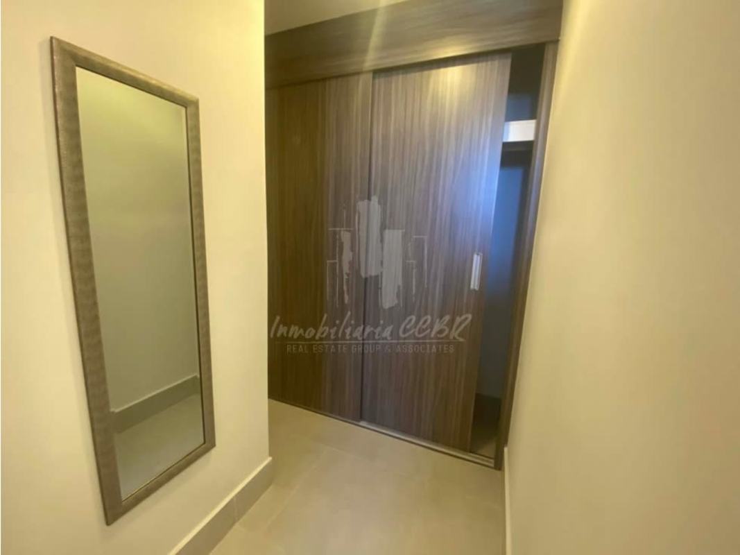 Contemporary kitchen with granite countertops and cabinetry PH Buona Vista San Francisco Panama