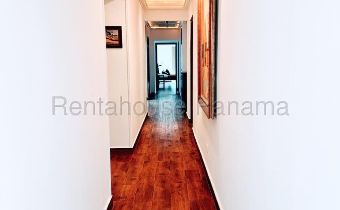 Modern high-rise facade balconies skyline PH The View Panama City