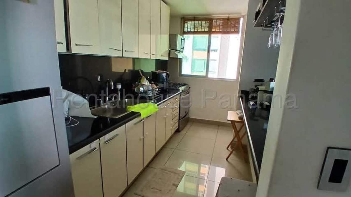 Balcony with skyline view in furnished apartment PH Park View San Francisco Panama City