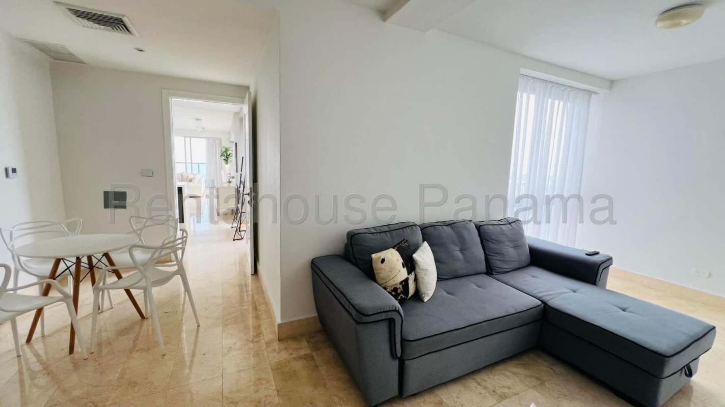 Modern bathroom with freestanding tub, ocean view PH Yoo Panama