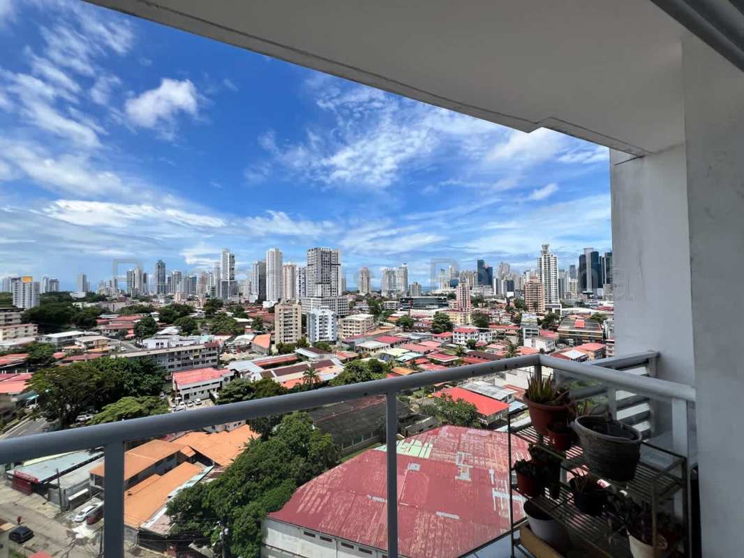 Apartment balcony overlooking Panama City skyline from PH Metropolitan Park Vía España Obarrio
