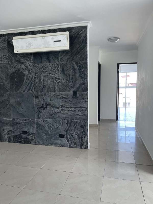 Bathroom with glass vessel sink and modern tiles in PH Cristal Hill Villa de las Fuentes