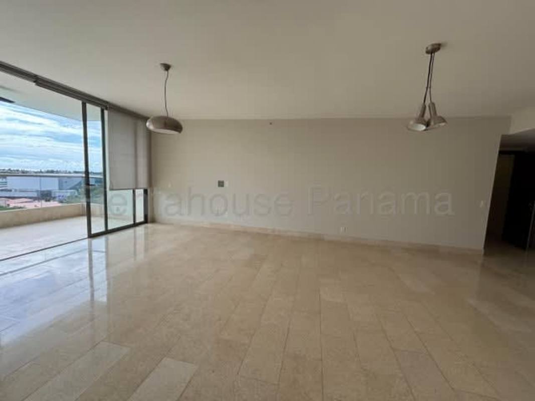 Large master bedroom with panoramic golf views at PH Greenview Santa Maria Panama