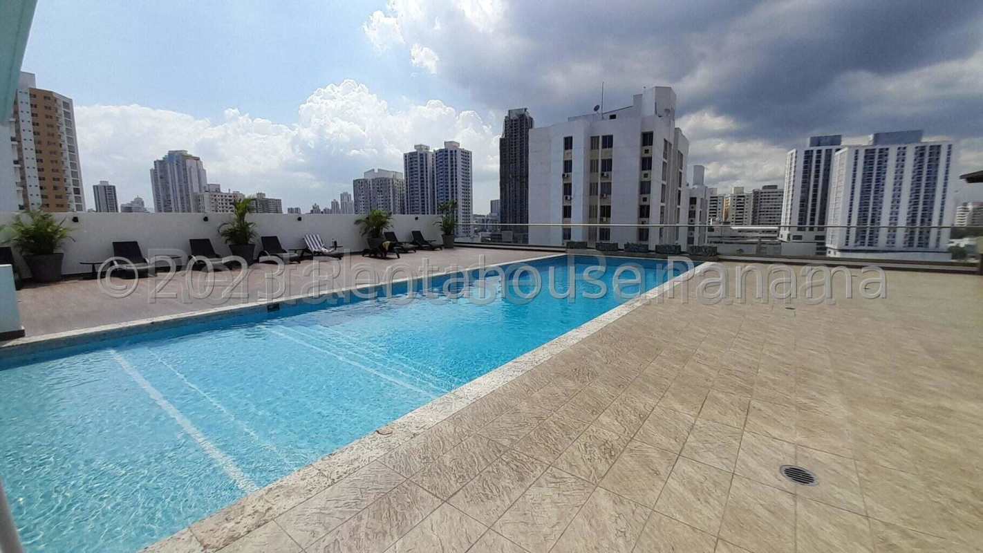 Rooftop swimming pool with panoramic city skyline views at PH Vista Verde Tower Carrasquilla Panama