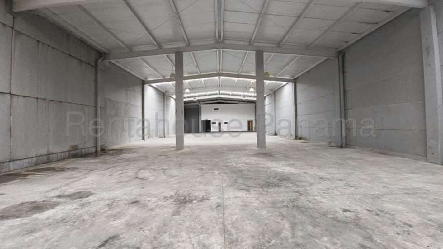 Warehouse interior open space suitable for storage with high ceiling Pacora Panama