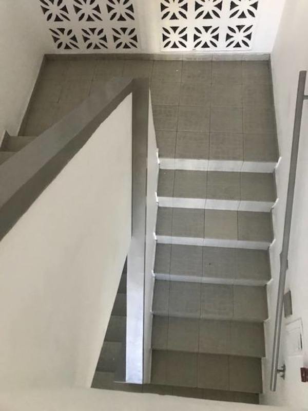 Facade of PH Oxford Tower Carrasquilla with parking area and entry in Panama City