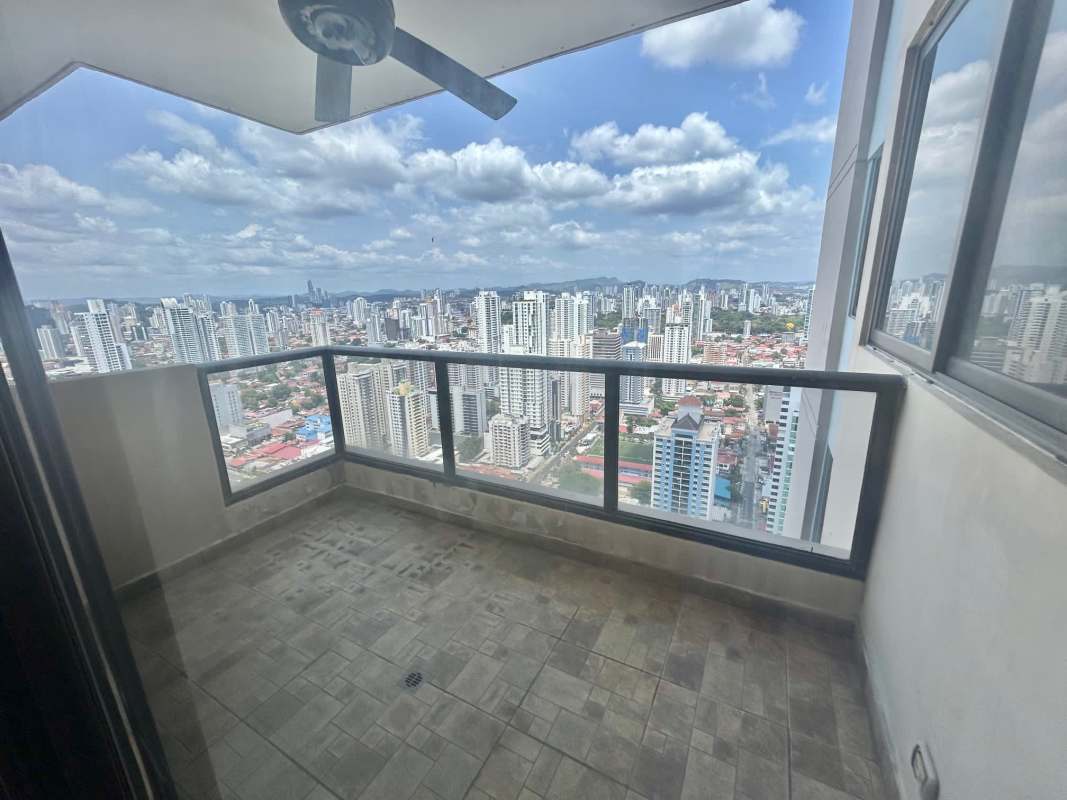 Spacious kitchen with granite counters, modern fixtures in PH San Francisco Bay Tower 400, Panama City