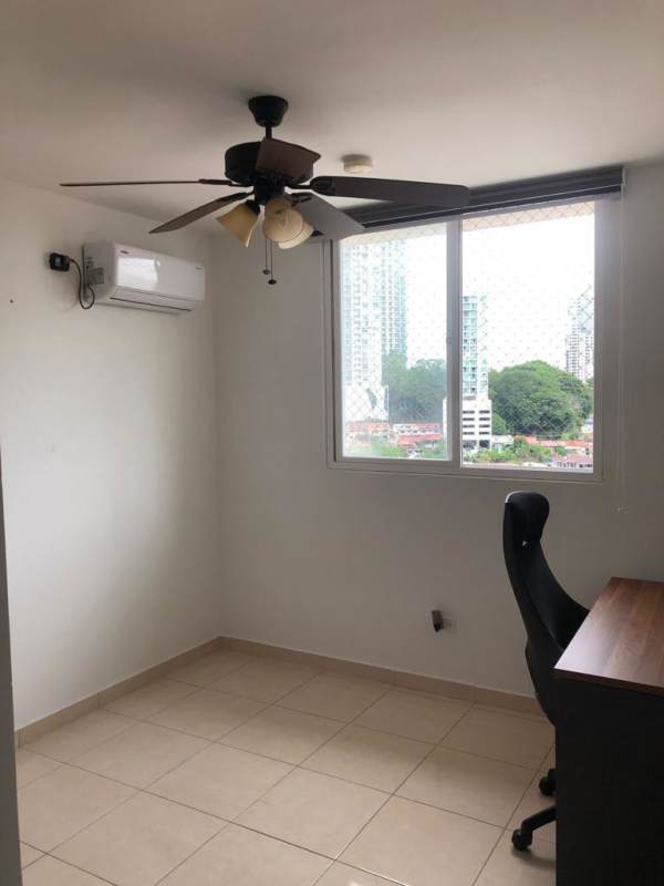 Multi-use bedroom or office with window view and AC PH La Sabana apartment