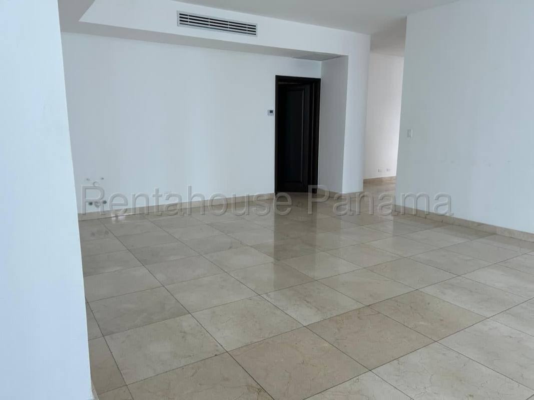 Spacious Luxury Apartment Punta Paitilla PH Aventura
