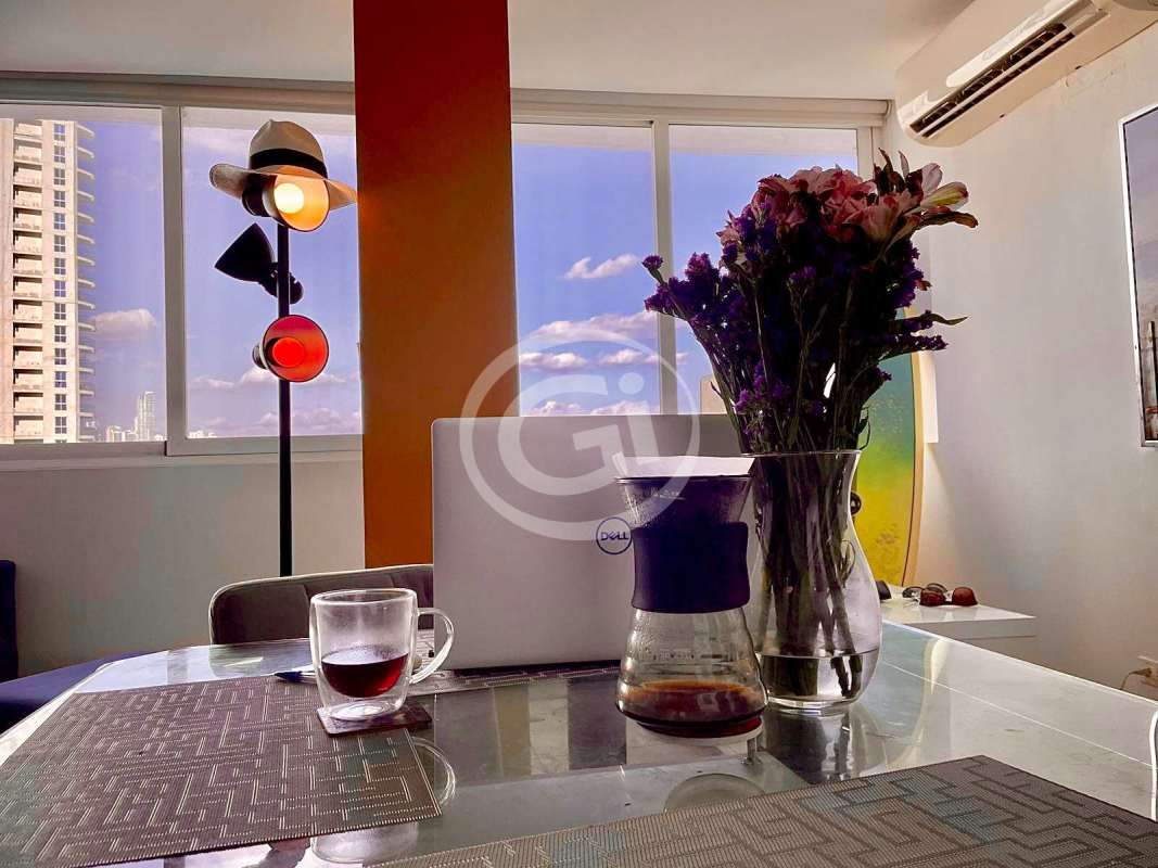 High-rise PH Bay View tower exterior Avenida Balboa Panama facing ocean with balconies and shops