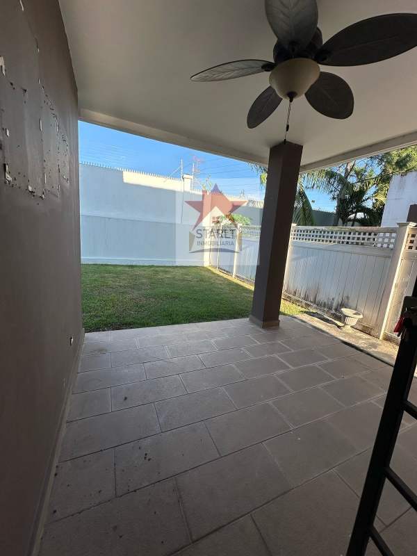 Private covered terrace and fenced backyard family house PH Olympus Panama