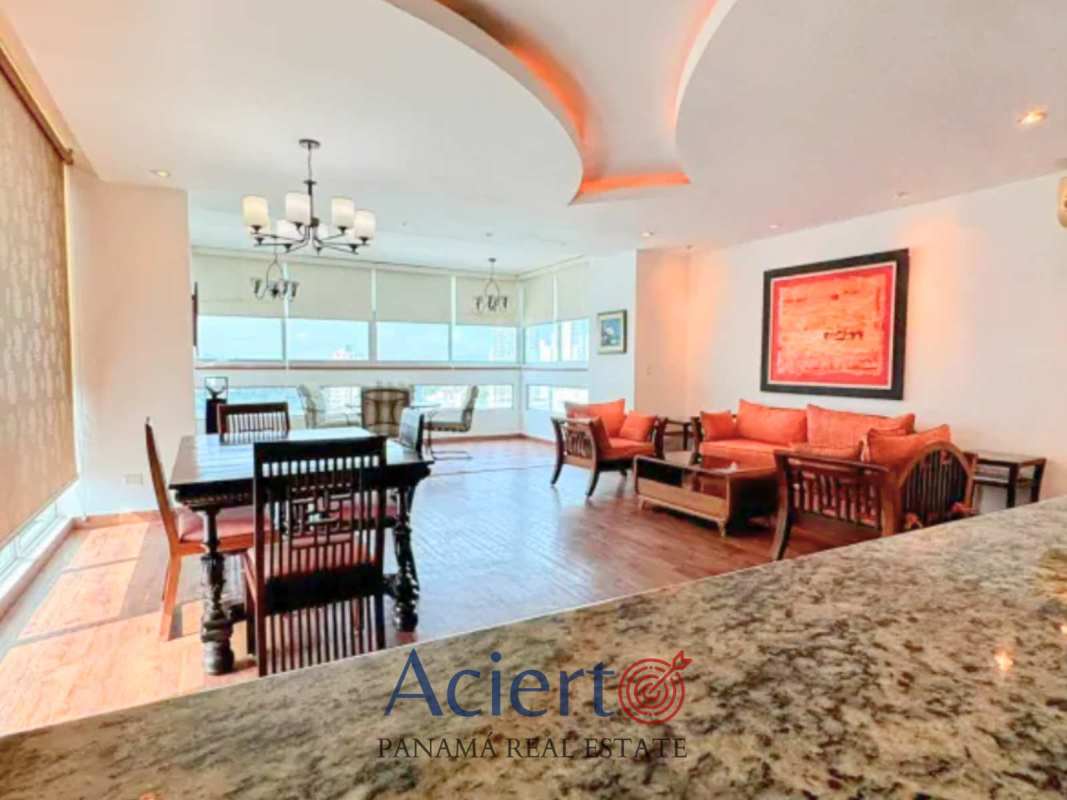 Master bedroom with en-suite bathroom ocean view PH San Francisco Bay Panama rental