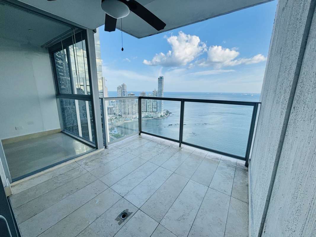 Elegant bathroom with double vanity, vessel sinks, and luxury finishes at Yoo Panama