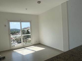 Golf Club 1BR Condo Panama Pacifico Balcony Pool