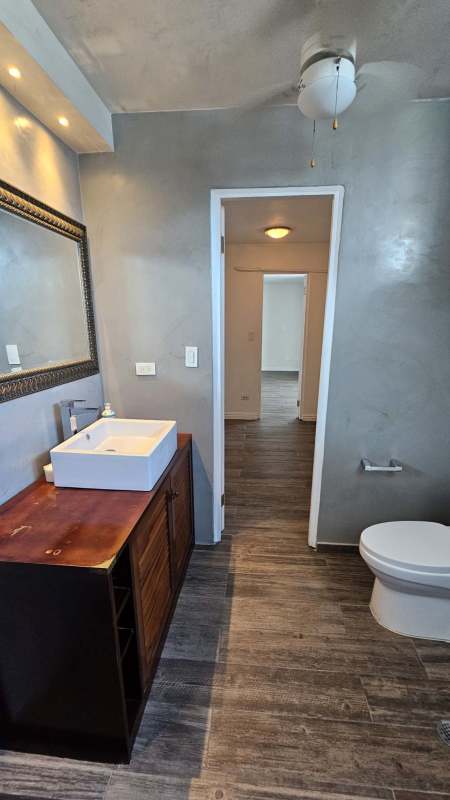 Modern renovated bathrooms in penthouse apartment PH El Carmen Panama