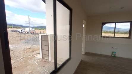Unfurnished bright room with large windows in new Boquete home for sale Grand Canyon
