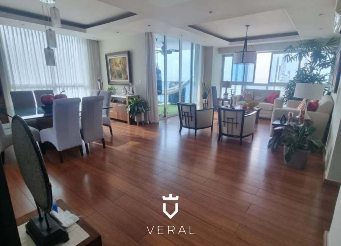 Spacious dining area with marble floors and ocean views at PH Vision Tower Coco del Mar