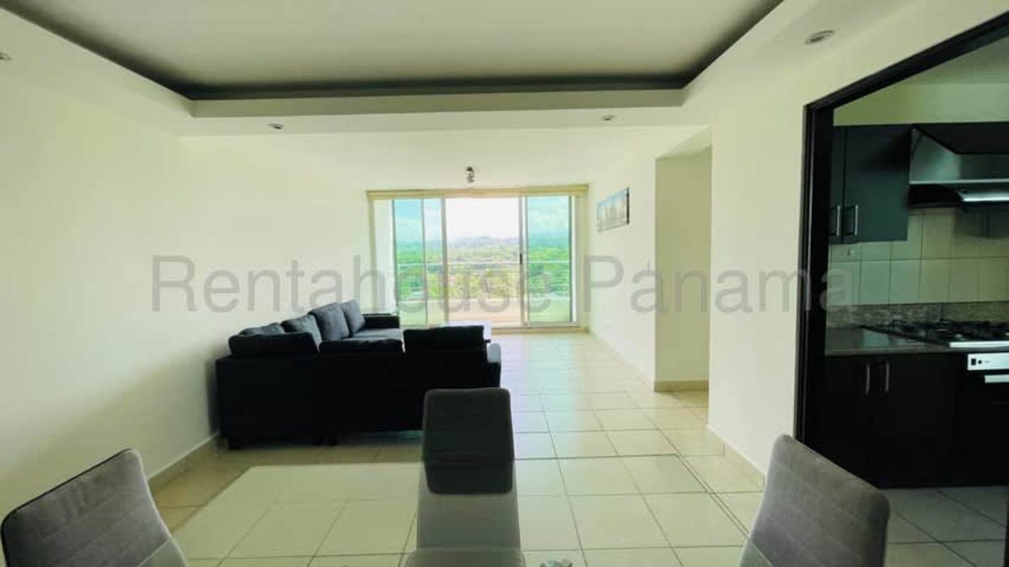 Furnished 3BR Apartment with Balcony Clayton Park