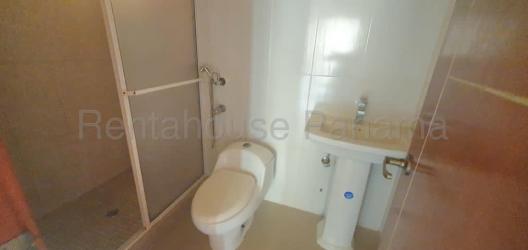 Private fenced backyard with tiled terrace at Quintas de Nuevo Arraiján Arraiján Panama