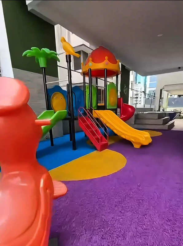 Kitchen with granite counters stainless fridge and laundry area PH The Palm Obarrio