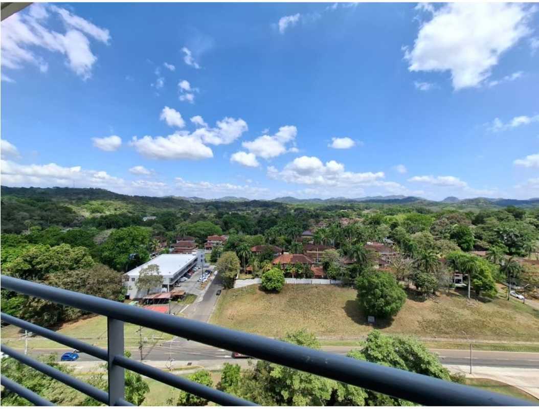 Second bedroom fully furnished, large window for natural light in Clayton Park Panama