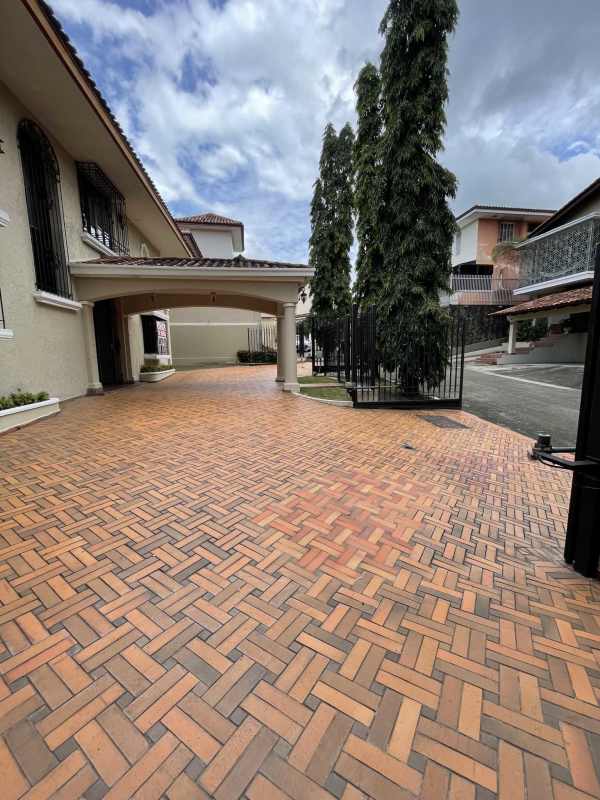 Luxury 4BR 7BA Home with Pool Hato Pintado Panama