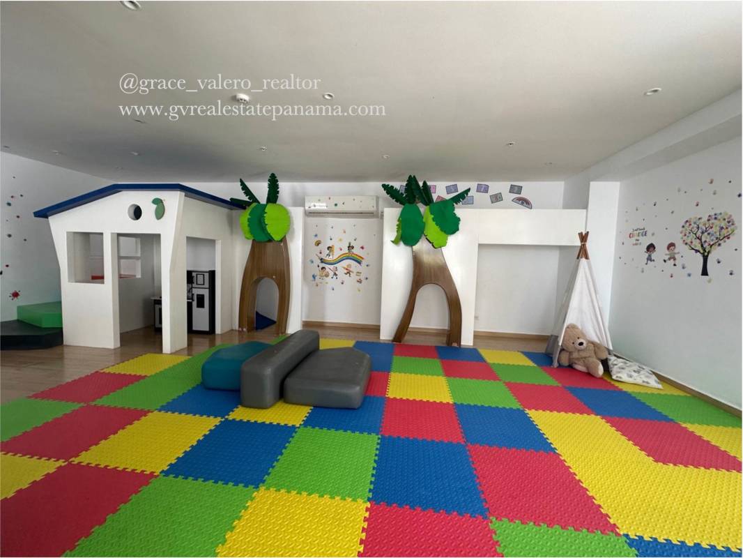 Balcony with glass railing and panoramic skyline view from luxury apartment in PH Dynasty Panama City