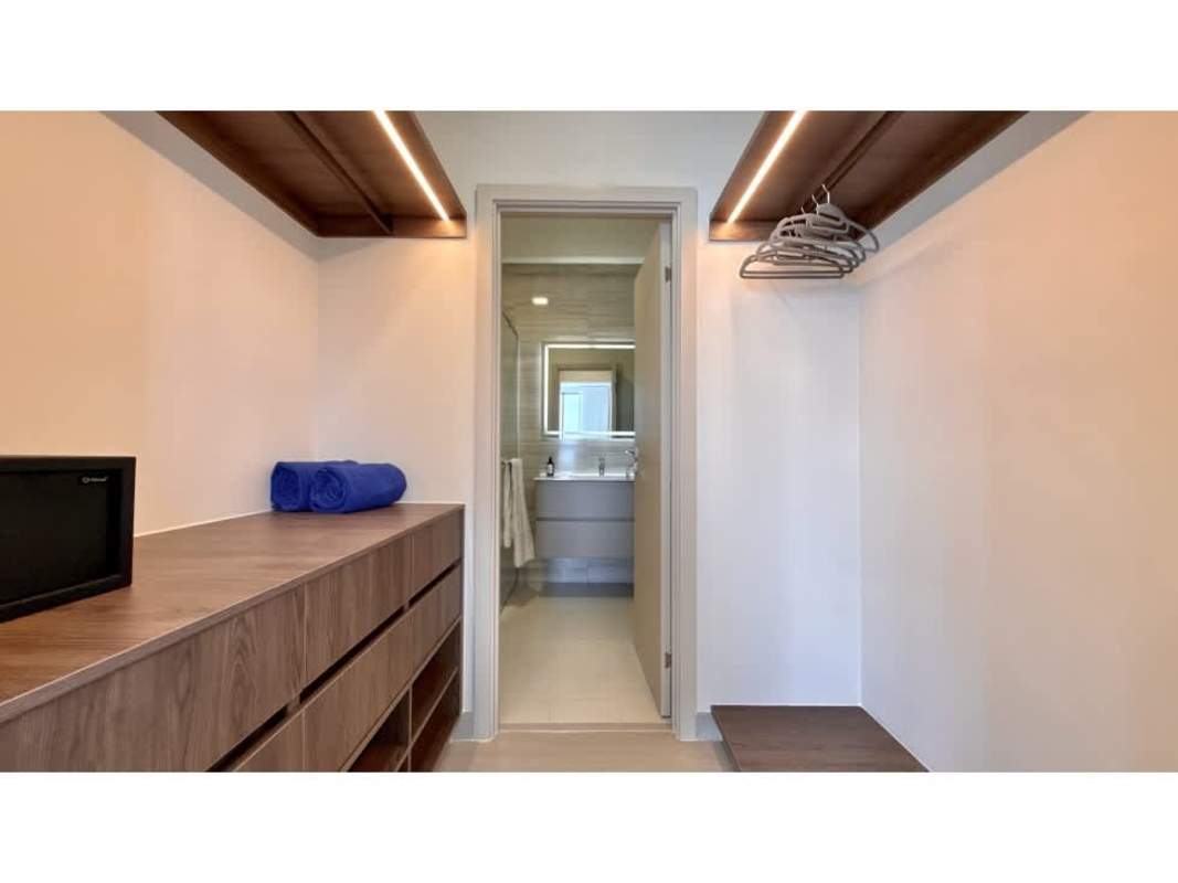 Furnished 1BR Apartment PH Arcadia Costa del Este