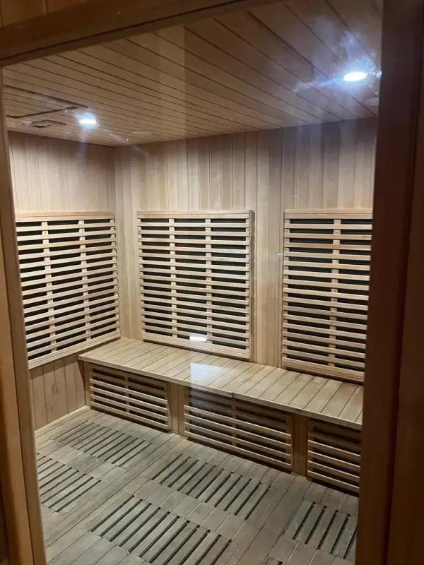 Indoor wooden sauna with benches PH Coco Place Coco del Mar in Panama