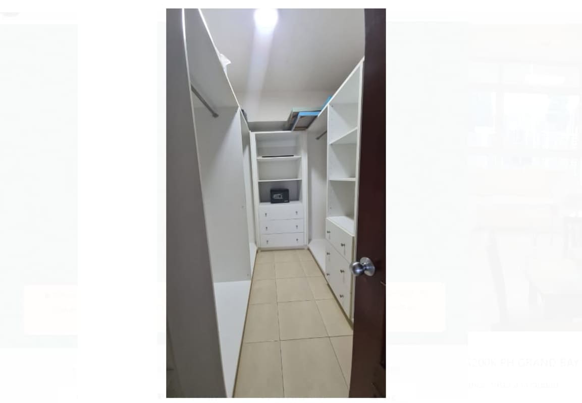 Furnished bedroom with large windows and spectacular city views PH Vista del Mar Panama