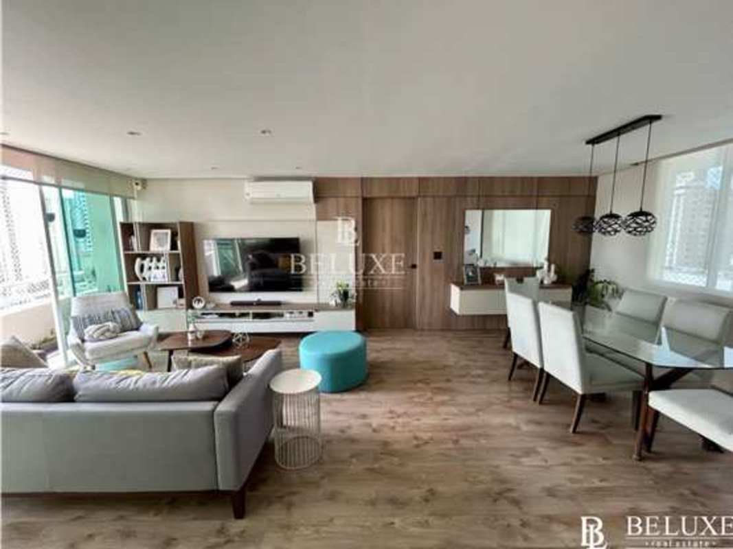 Kitchen with granite countertops and cabinets in PH 7400 San Francisco Panama City