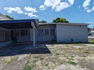 Commercial House for Rent in Betania - 3 bedrooms