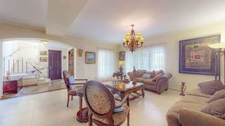 House for Sale in Ancón - 4 bedrooms