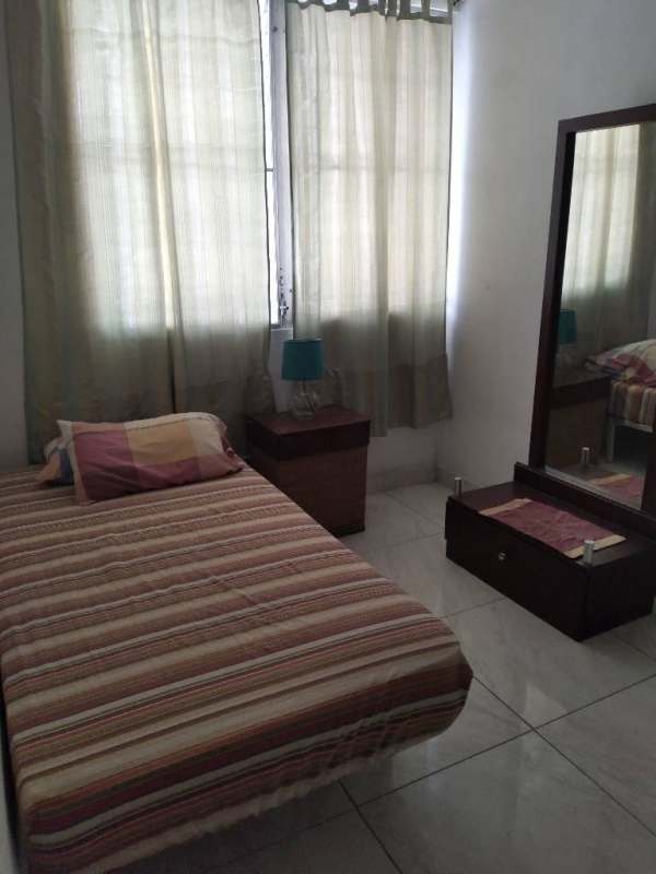 Furnished bedroom with bed, closet, window for rent in Chanis Panama