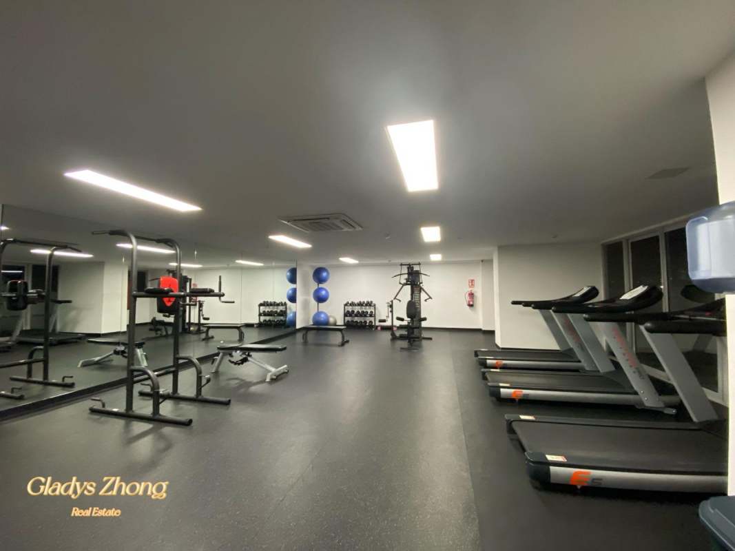 Sky Lounge panoramic rooftop terrace with 360-degree views at PH Sky Point Panama