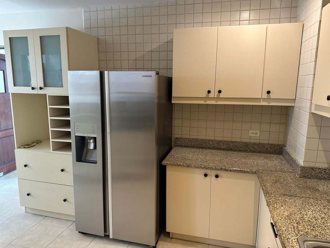 Versatile family room or office den in penthouse apartment El Cangrejo Panama