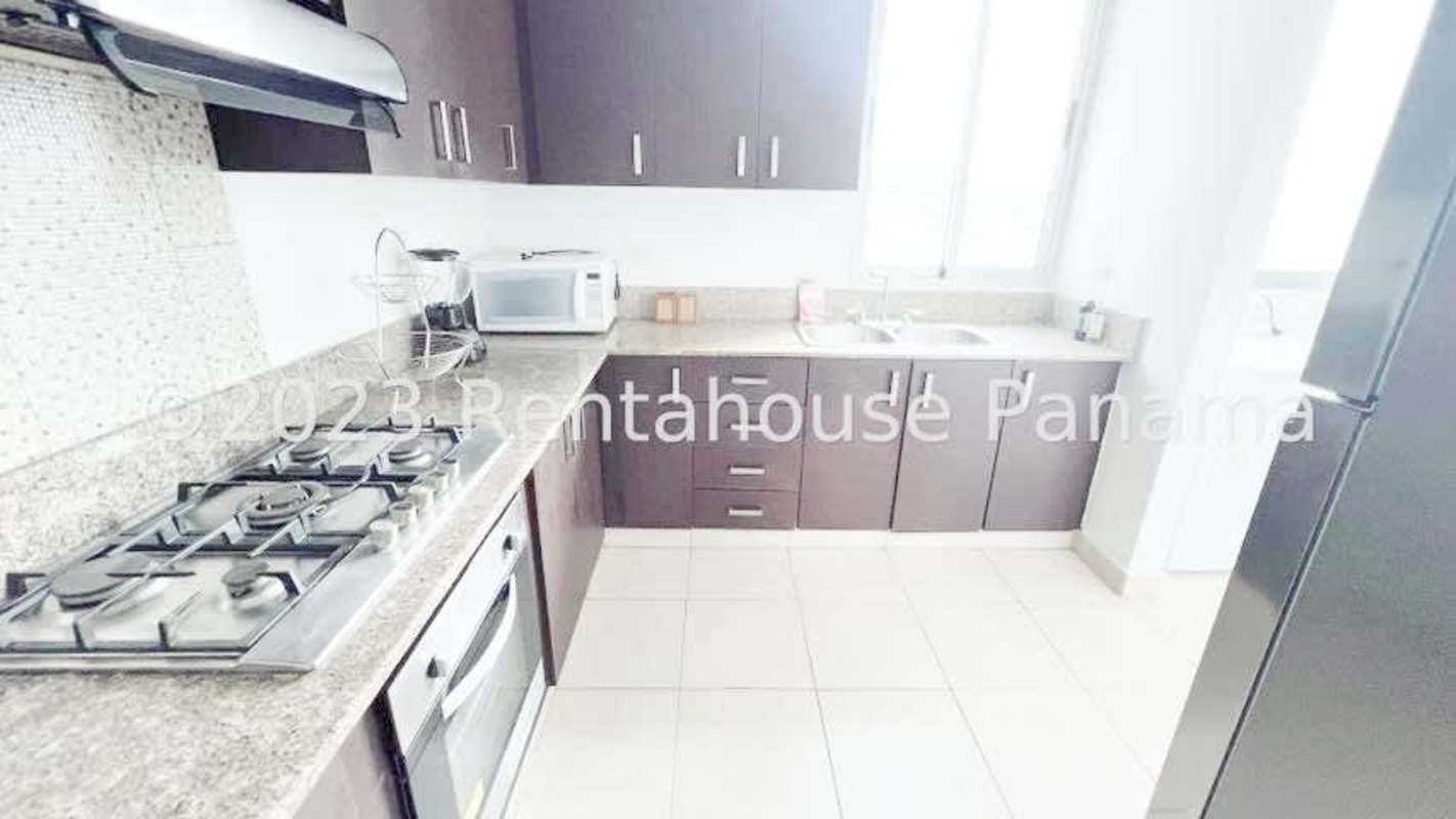 Bright second bedroom with closet and AC at Garden Condominiums in Clayton Panama