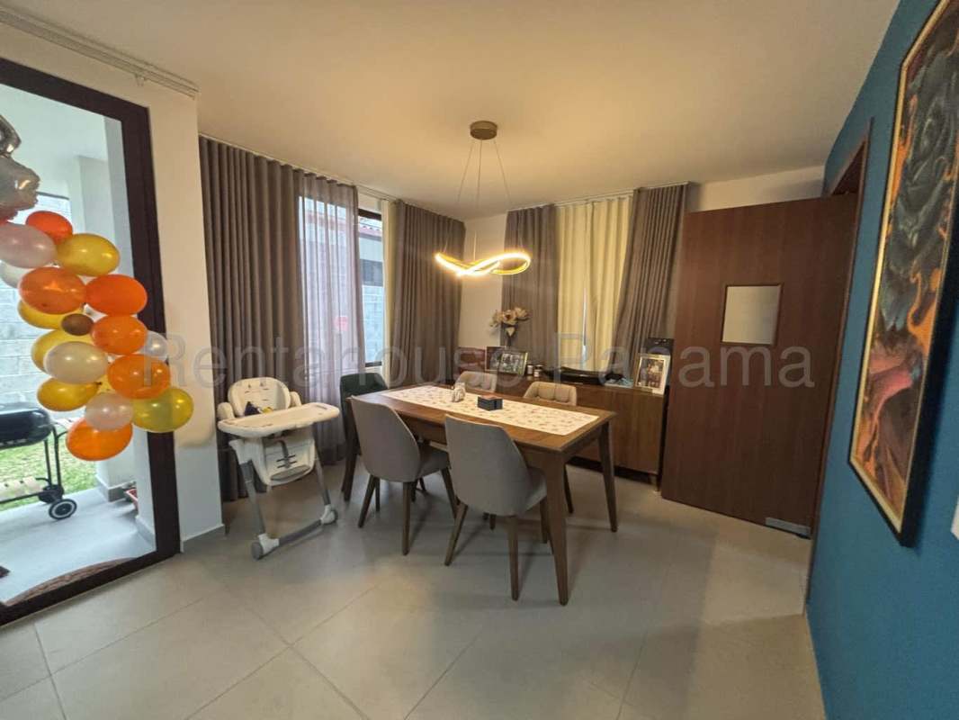 Golf Gardens Furnished 3BR House with Social Area & Pool for Rent