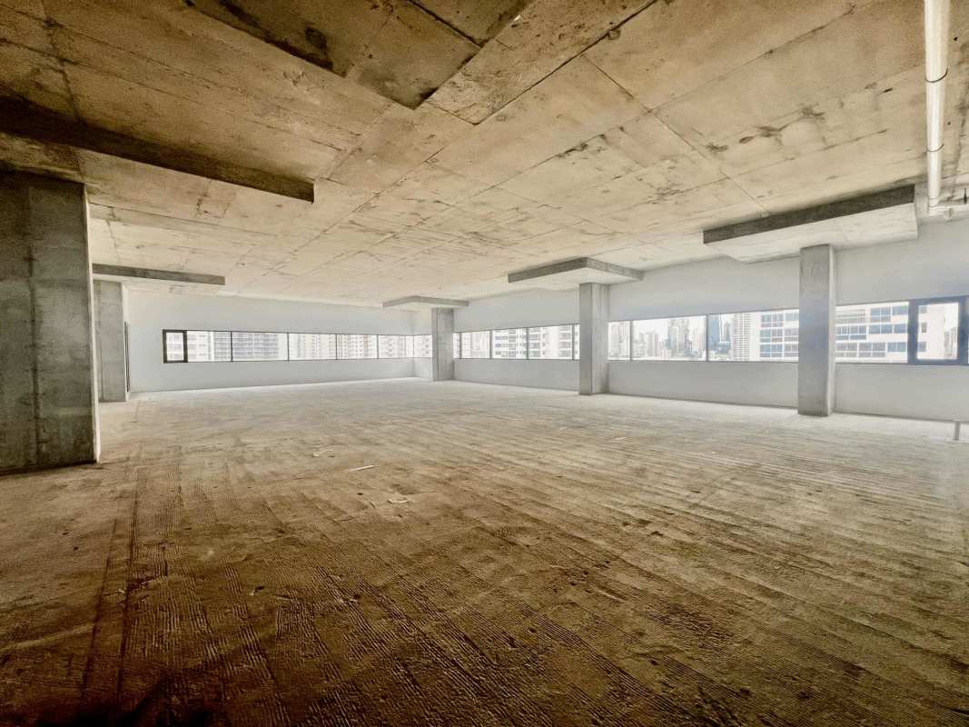 Core shell open office space with panoramic windows city views at PH Midtown Panama