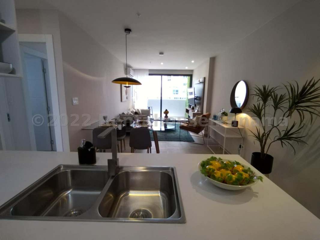 Contemporary bathroom with glass shower and quality finishes at PH San Francisco Moderno Panama