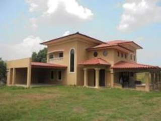 House for Sale in El Farallón - 5 bedrooms