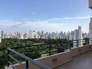 Apartment for Sale in San Francisco - 2 bedrooms